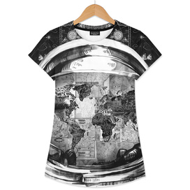 astronaut world map black and white