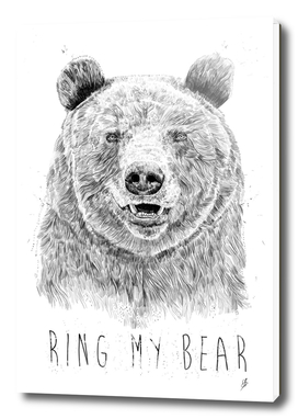 Ring my bear (bw)