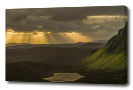 Quiraing heavenly rays. Crepuscular clouds