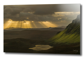 Quiraing heavenly rays. Crepuscular clouds