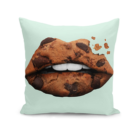 COOKIE LIPS