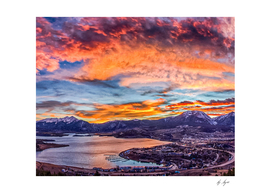Rocky Mountain Lake View Beautiful Orange Red Sunset