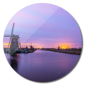Sunset in Kinderdijk. (Holland Windmills).