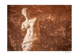 Venera in Louvre Sculpture Hall.