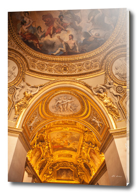 Louvre indoor.