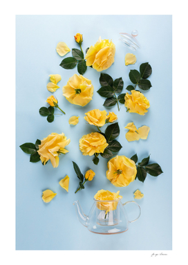 glass tea pot yellow roses