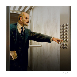 Lenin at elevator