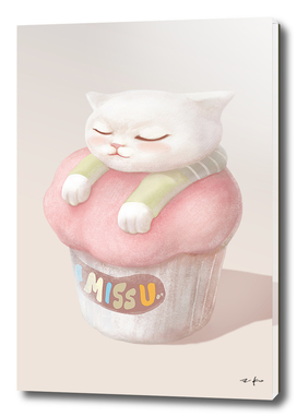 Cute Kitten Cupcake