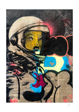 "B" | Astronaut | Graffiti | Pop art | Street-art aesthetics