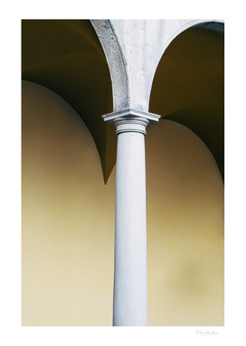 Arch Column