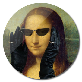 Mona with glasses