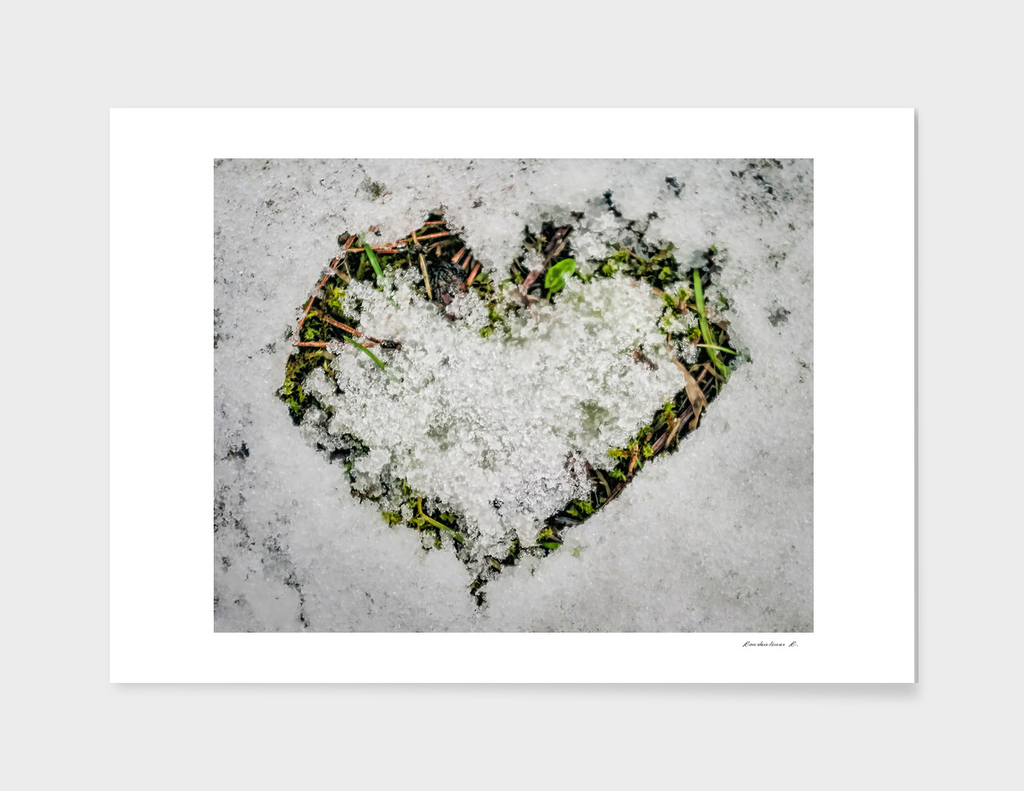 Snow shaped heart